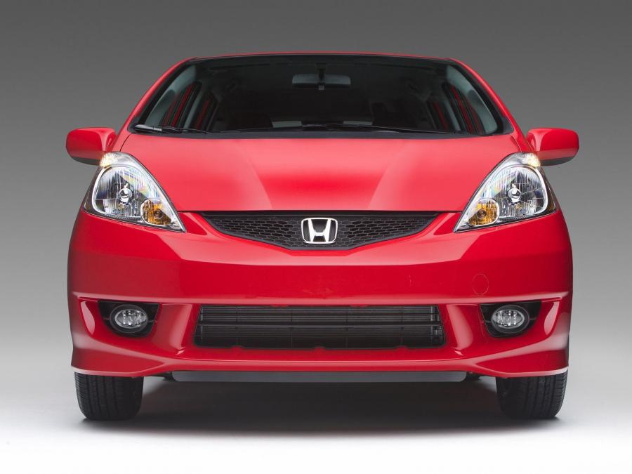  Honda Fit Sport 2008 года  (фото 20 из 32)